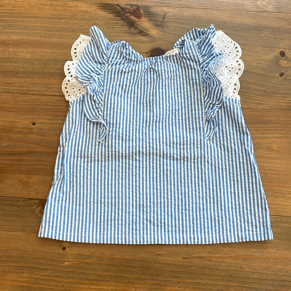 J Crew White/Blue ruffled sleeve Top, EUC, 4-5T, XS